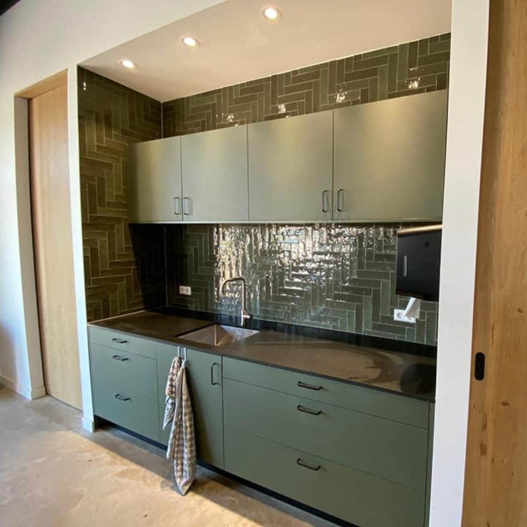 Atelier Emeraude Ceramic Tile 6.2 x 25cm-Delforno