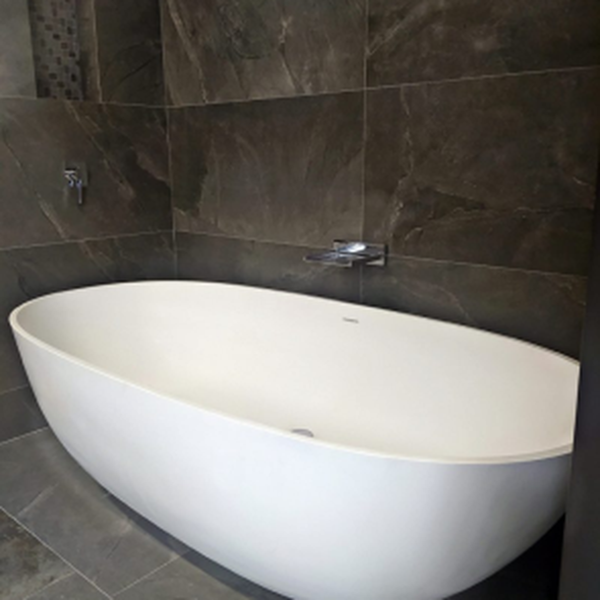 Quartz Floorstanding Bathtub-Delforno