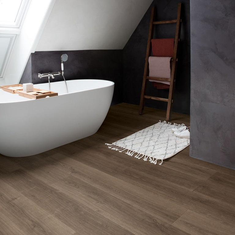 Brushed Oak Brown Laminate Flooring 138 x 21.20cm-Unilin Distribution-Delforno