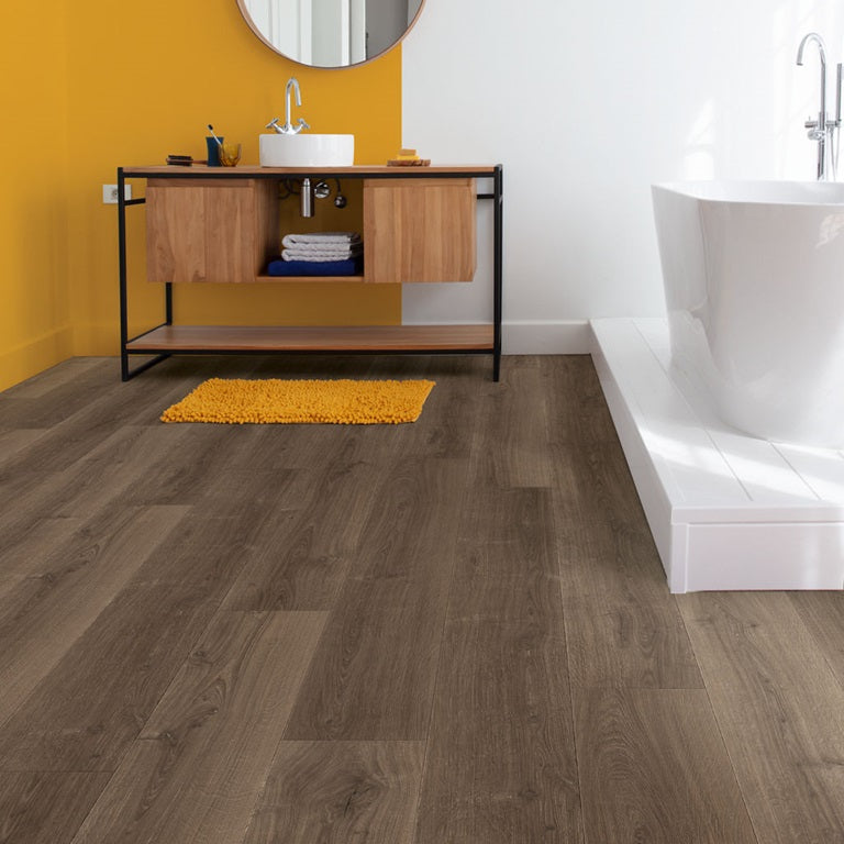 Brushed Oak Brown Laminate Flooring 138 x 21.20cm-Unilin Distribution-Delforno