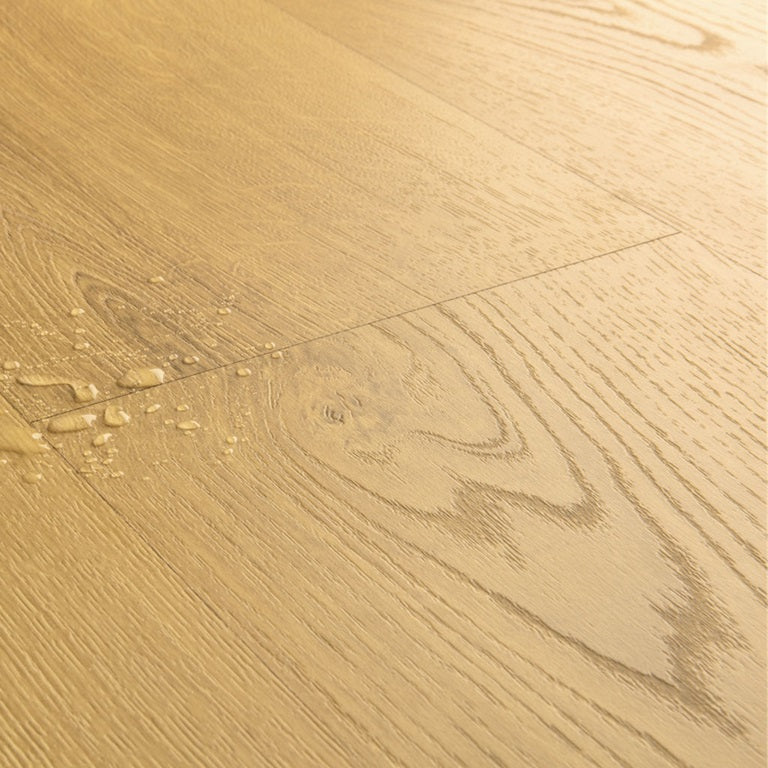 Light Classic Oak Laminate Wooden Flooring 19 x 120cm-Unilin Distribution-Delforno