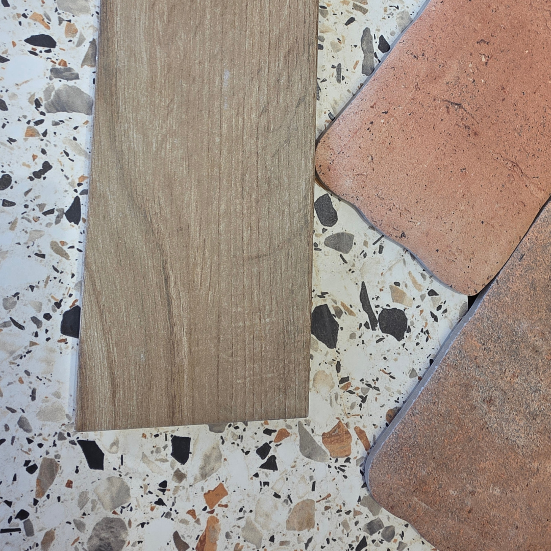 Woodlands 54 Oak Wood Effect Porcelain Tile 9.8 x 59.3cm