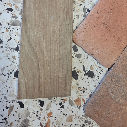 Woodlands 54 Oak Wood Effect Porcelain Tile 9.8 x 59.3cm